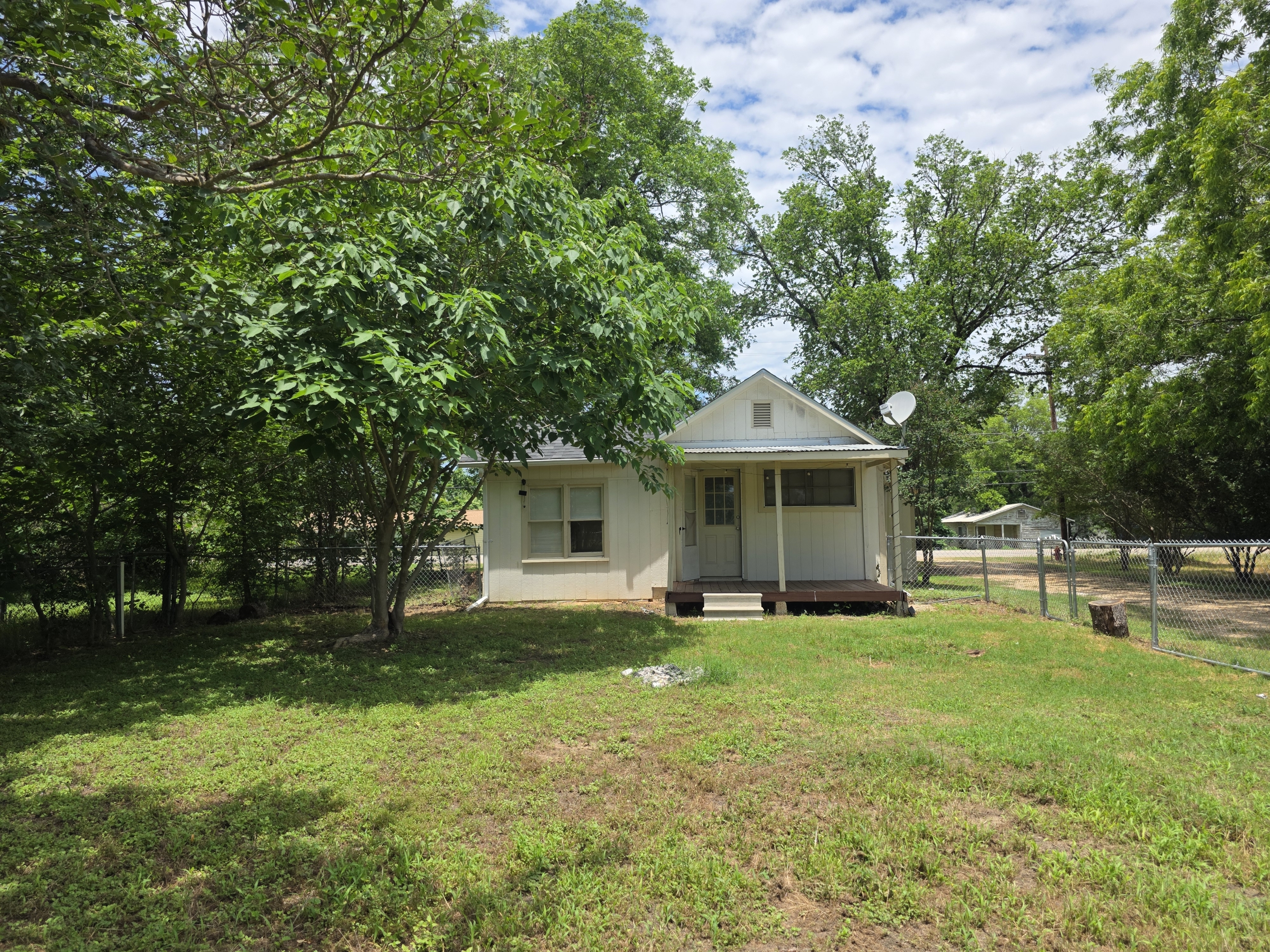 Property thumbnail image